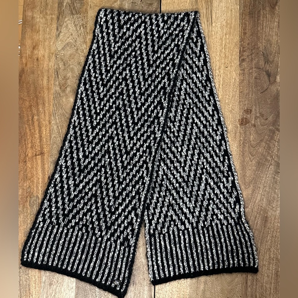 Chanel scarf